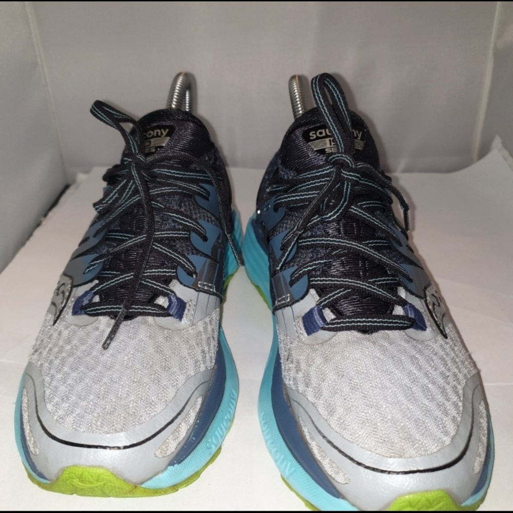 Saucony Triumph size 7